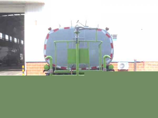 東風(fēng)EQ1120灑水車（國(guó)六）