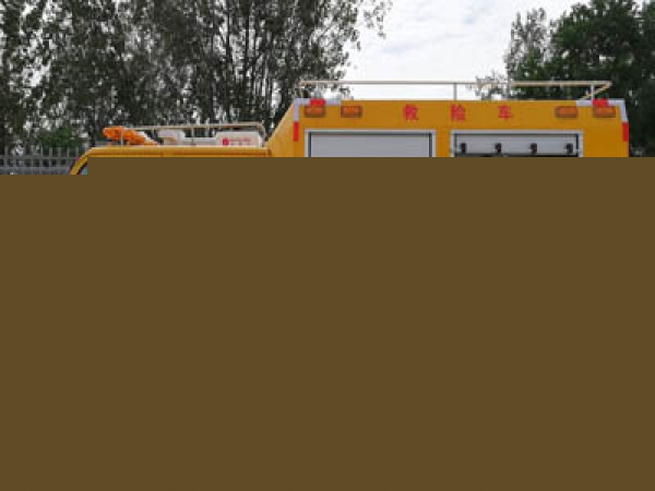 慶鈴雙排五開門救險(xiǎn)車
