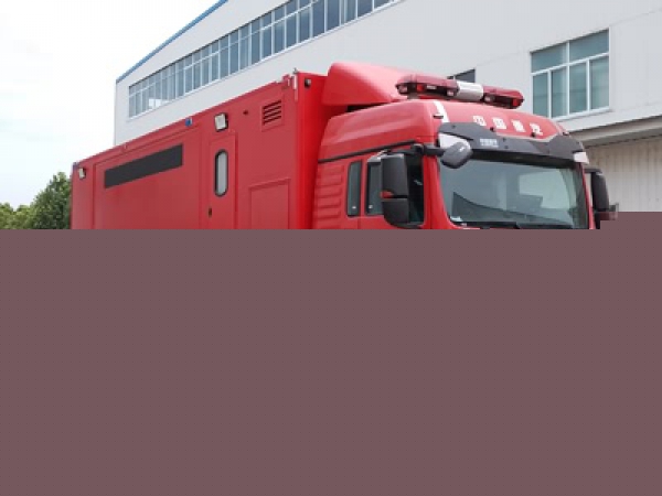 重汽小三軸宣傳消防車